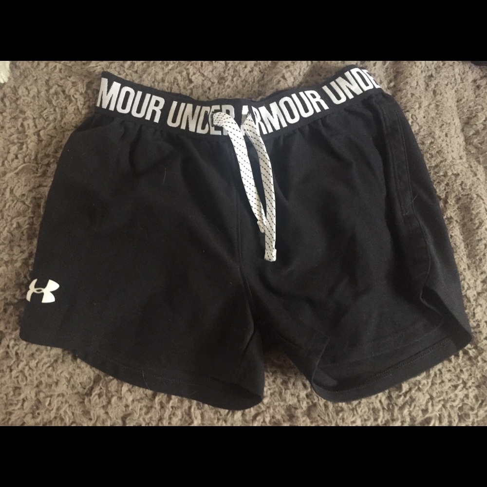Under armor athletic shorts 🏃‍♀️